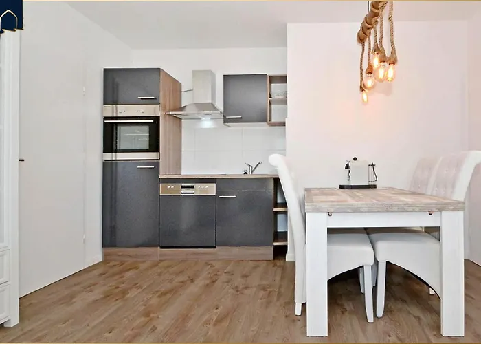 Haus Usedom Meeresluft 아파트 *